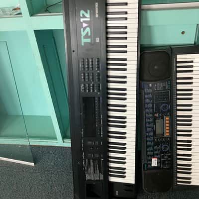 Ensoniq TS-12 Performance / Composition Synthesizer 1993 - 1996 - Black