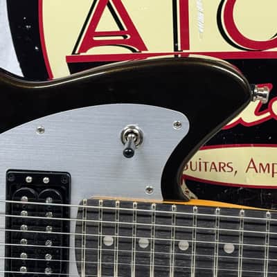Fender American Ultra II 2 Meteora Guitar with COA + Case 2025 - Texas Tea / Ebony fingerboard image 5