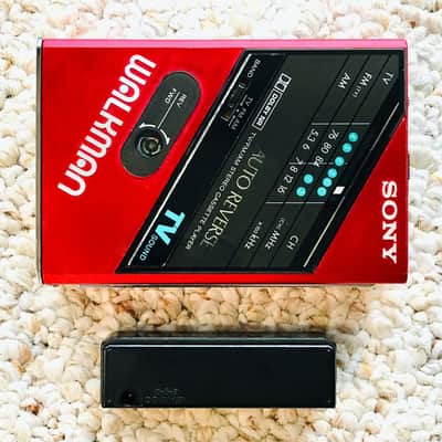 [RARE] Sony WM F101 Walkman Cassette Player, Beautiful Red !! Tested & Running !! image 11
