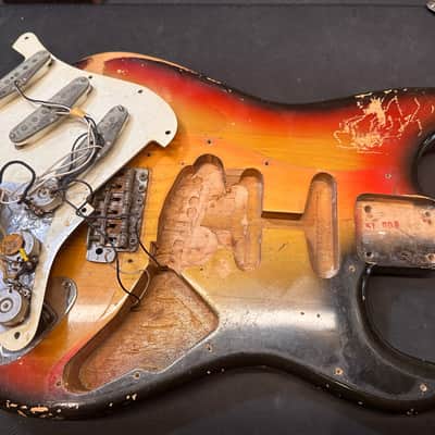 Vintage 1970 Fender Stratocaster 3-Tone Sunburst With Soft Case image 18
