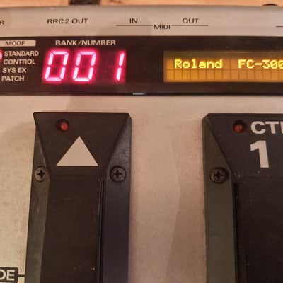 Roland FC-300 MIDI Foot Controller 2007 - 2023 - Silver image 4