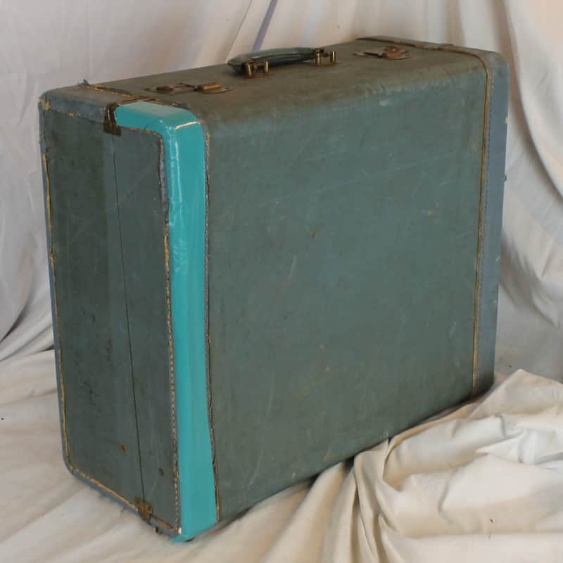 Sky Blue Italian Hard Case for Accordion 20" x 17" x 8.75" (50.75cm x 43cm x 22.25cm) image 1