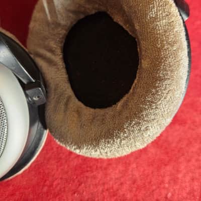 Beyerdynamic DT 880 Pro Semi-Open Studio Headphones image 11