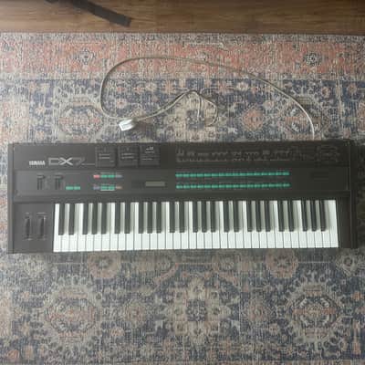 Yamaha DX7 Programmable Algorithm Synthesizer 1983 - 1987 - Black