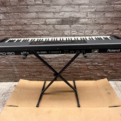 Roland RD-150 88-Key Digital Stage Piano w/ Roland Sustain Pedal & Samson Headphones | Made in Italy image 7