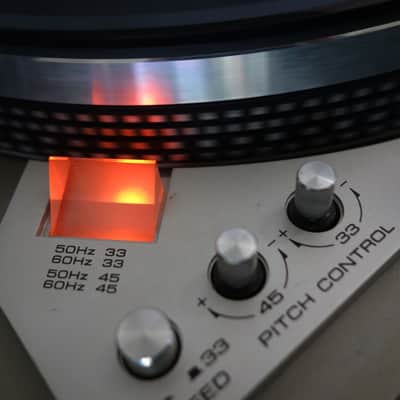 Turntable AKAI model AP-206C Direct Drive Auto-Return - HIGH-END - serviced image 6