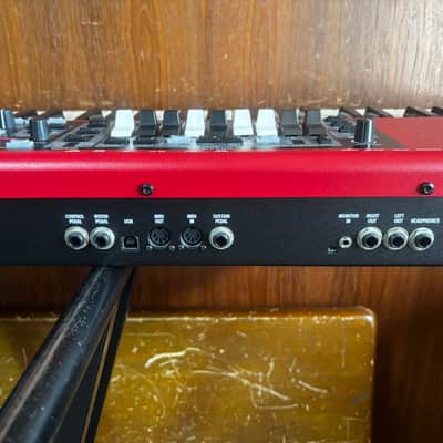 Nord Electro 5D SW73 Semi-Weighted 73-Key Digital Piano w/ bag image 10