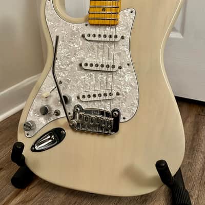 2008 G&L USA S-500 Left-Handed Blonde Ash Body with Maple Neck/Fretboard Build-To-Order image 3