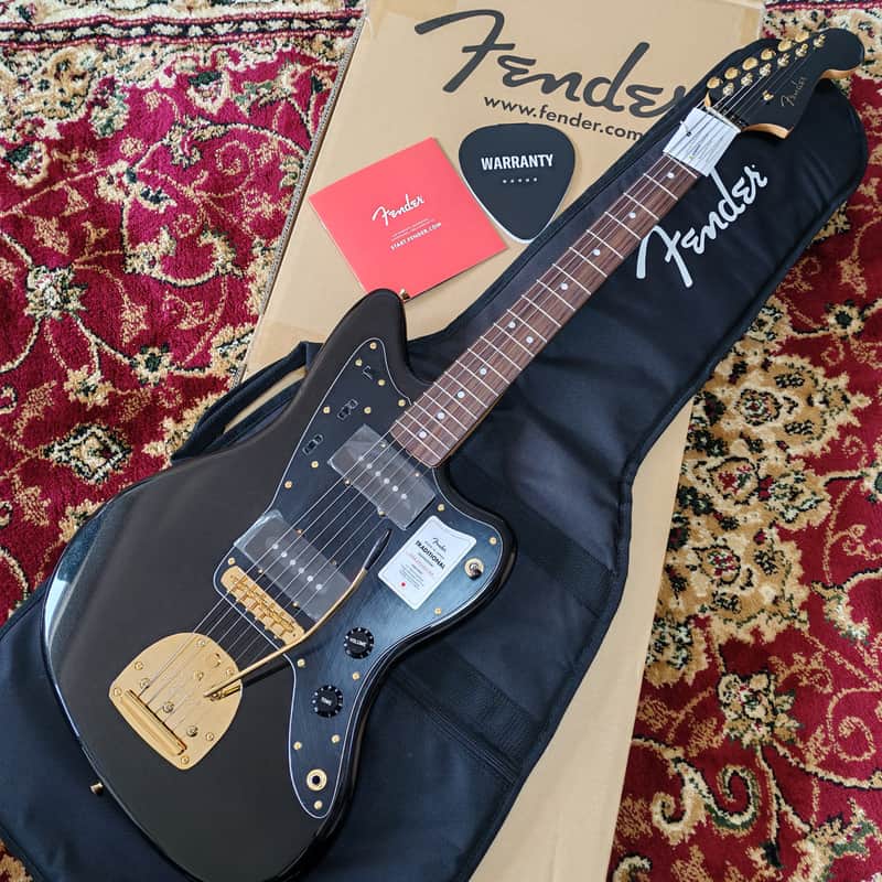 *NEW IN BOX* 2026 Fender Japan Limited Edition Traditional Collection, 60's Jazzmaster Black Pearl Gold with Matching Headstock, MIJ JD26