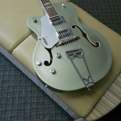 Gretsch G5420LH Electromatic Hollow Body with Left-Handed 2015 - 2016 - Aspen Green image 2