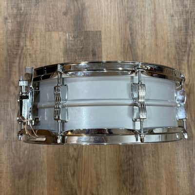 Ludwig L-404 Acrolite 5x14" 8-Lug Aluminum Snare Drum with Rounded Blue/Olive Badge 1980’s image 3