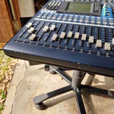 Yamaha 01V96 image 5
