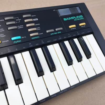 Casio SK-1 Classic Vintage Sampling Synthesizer Keyboard + Case image 3