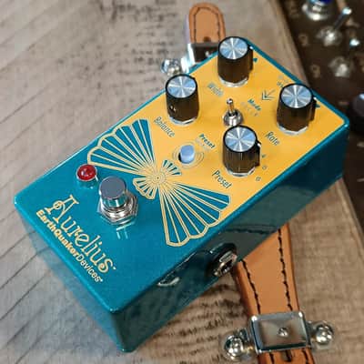 EarthQuaker Devices Aurelius Tri-Chorus - Turquoise / Yellow image 2