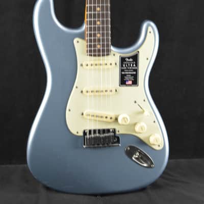 Fender American Ultra Luxe Vintage '60s Stratocaster Rosewood Fingerboard Ice Blue Metallic image 1