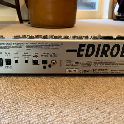 Roland Edirol M100FX Mixer/USB interface/effects unit image 4