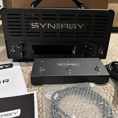 SYNERGY SYN-20IR Amp Head - mint condition image 6