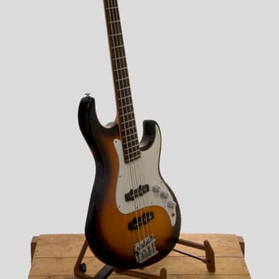 Greg Bennett Fairlane Bass Sunburst image 3