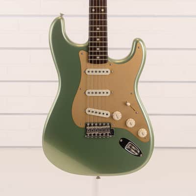 Fender Custom Shop 1957 Stratocaster DLX Closet Classic Limited Edition Electric Guitar, Rosewood Fingerboard, Aged Sage Green Metallic