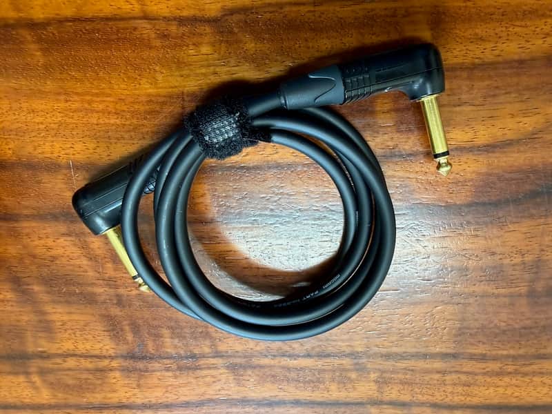 Mogami Gold Instrument-10RR 1/4" TS Right-Angle to Right-Angle Instrument Cable - 4'