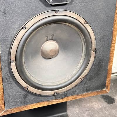 Infinity Qb 3-Way Floor Speaker Set w/ Orginal Stands image 7