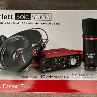 Focusrite Scarlett Solo 2nd Gen Studio Bundle with Headphones,Mic and Cable 2016 - 2018 - Black/Red image 2