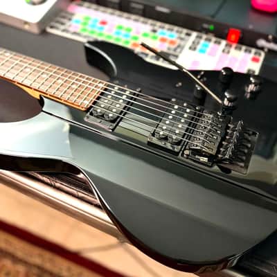 Line 6 JTV-89 F James Tyler Variax Modeling Electric Guitar 2010s - Black image 4