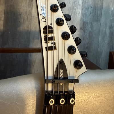 ESP LTD M-1000 Ebony 2015 - 2020 - Snow White image 2