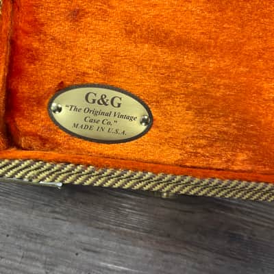 Fender Classic Series w Tags/etc Wood Stratocaster / Telecaster Case 2010s - Tweed image 3