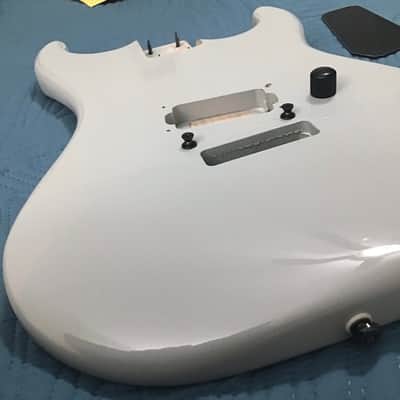 Kramer Baretta body 2020-2024 - Pewter Grey image 4