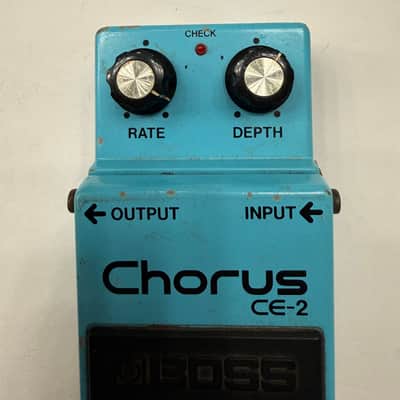 Boss Roland CE-2 Chorus Analog Vintage 1985 Guitar Effect Pedal MIJ Japan image 2