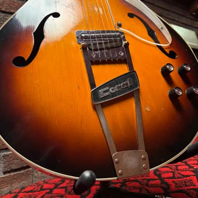 Danelectro Coral Firefly 1968 Sunburst image 4