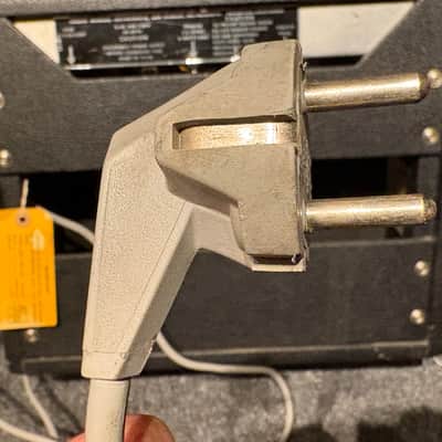 Fender Vibro Champ 1977 230V import version image 4