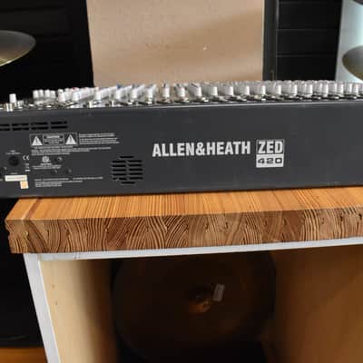 Used Allen and Heath ZED-420 16-Channel Mixer image 6
