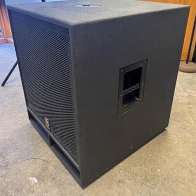 Yamaha CW118V 18 In. Club Concert Series Subwoofer Speaker image 7