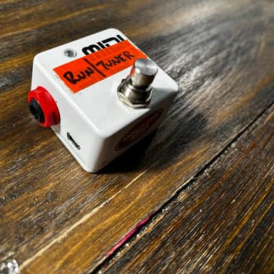 Disaster Area Designs MIDI Baby White image 2