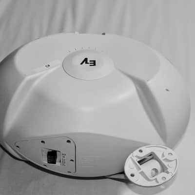 Electro-Voice EV EVID 6.2 EVID Series 300 Watt 2-Way Speakers Pair - White - Wall Mounted image 13
