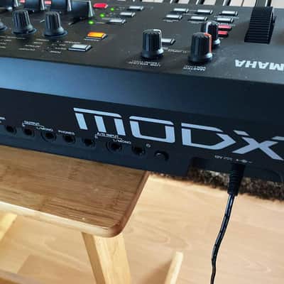 Yamaha MODX6 61 Semi-weighted Key Synthesizer Synth Studio Keyboard MINT Condition image 5