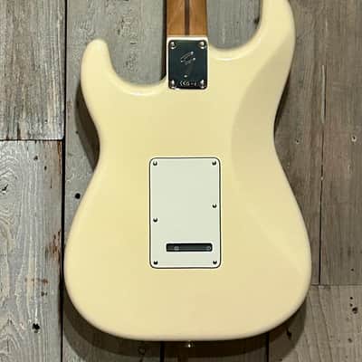 NEW Fender Limited Edition FSR Player II Stratocaster ,Roasted Maple Fingerboard, Custom Shop Fat 50's ,Olympic White, Independent Music Shop Exclusive ! image 9