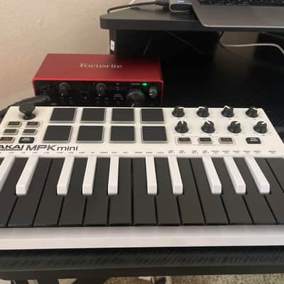 Akai MPK Mini MkII 25-Key MIDI Controller image 2