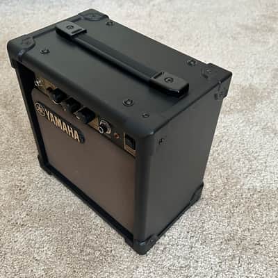 Yamaha Electric Guitar Package - Black image 7