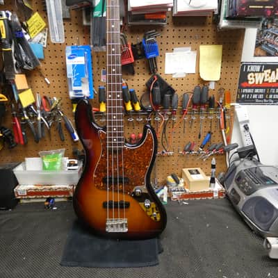 Wilkins Jazz Bass Stack Knob Traditional 2015 - Sunburst image 2