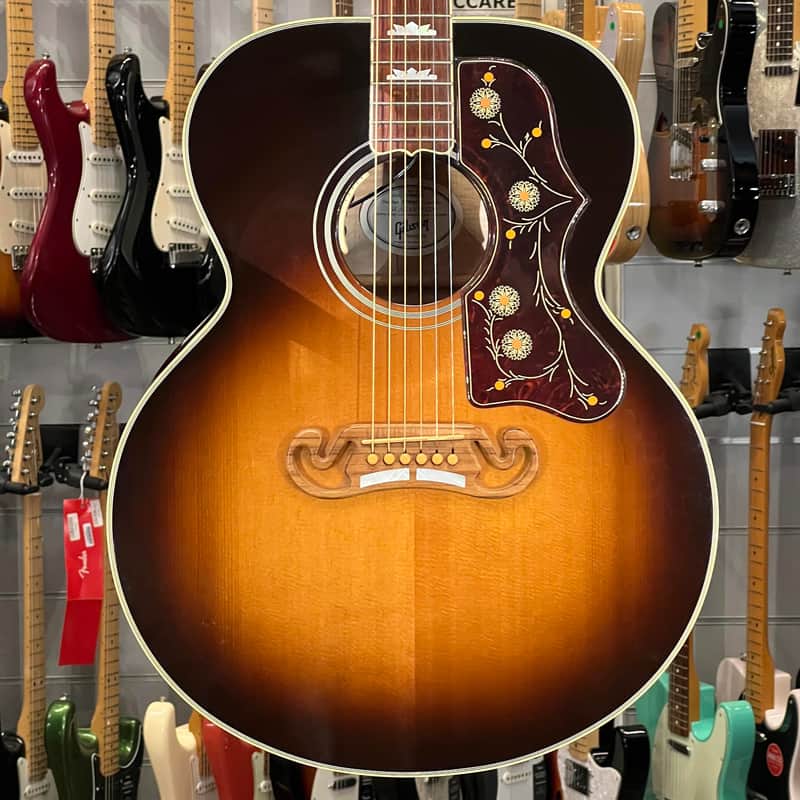 Gibson SJ 200 STANDARD