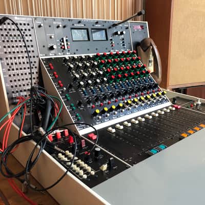 Ex BBC Glensound GSNT1 | 18 D. Outs Recapped | Vintage British Console GSNT1 70's image 3