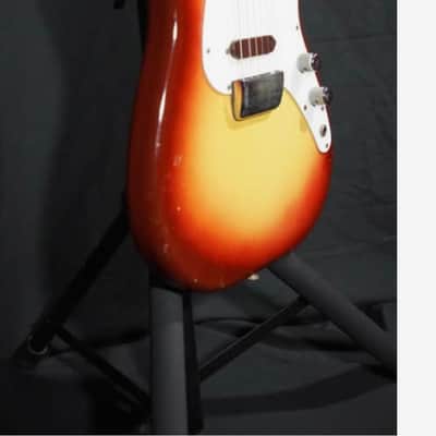Fender Duo-Sonic with Rosewood Fretboard 1961 - 1964 - Sunburst image 6
