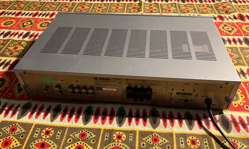YAMAHA ステレオアンプ ヤマハ amp A-05 ビンテージ Yamaha A-05 Amplifier, year 1983 (NS-10), Stereo Power Amplifier