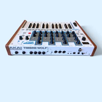 Akai Timbre Wolf 2010s WITH COVER - White image 2