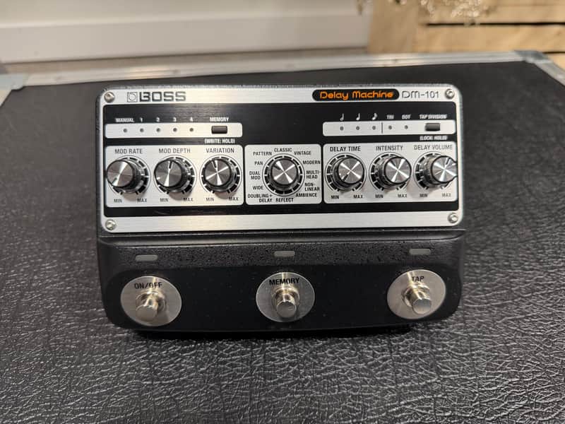 Boss DM-101 Delay Machine