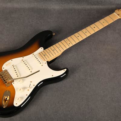 Fender American Deluxe 50th Anniversary Stratocaster - Sunburst - 2nd Hand image 13
