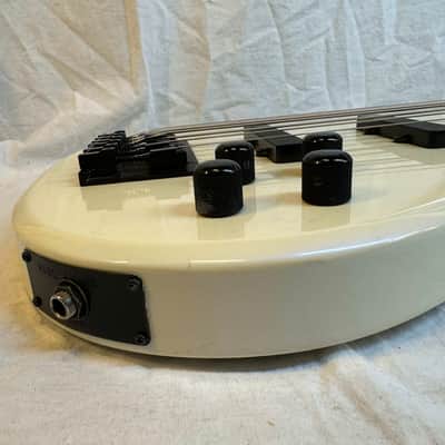 Carvin LB76 LB-76 6-string Bass with Case - s/n 43381 - Pearloid White image 11